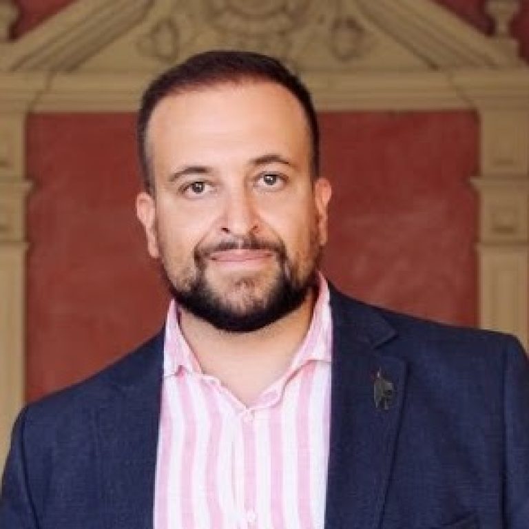 Ivan-Palomares