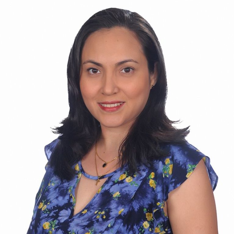 Liliana-Herrera-Nieves-Lateral